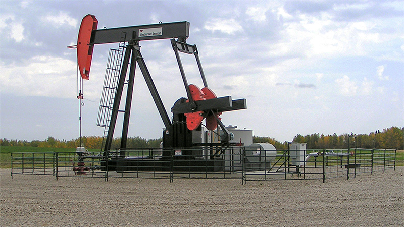 Portable oilfield fence panels can be ordered at 1-800-661-7002 steel portable security panels made by hi-hog farm and ranch equipment