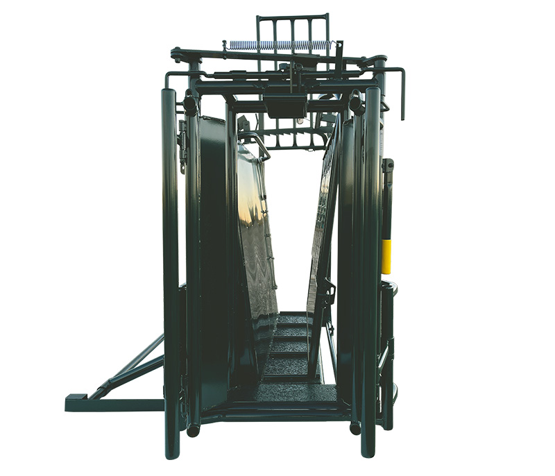 The adjustable width ensures you can set the table to restrain and elevate your calf (up to 450 lbs). A table for treating calves and small animals in the field.